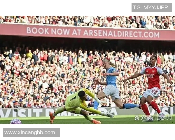 德甲焦点战曼联与曼城握手言和乌龙球成比赛转折点分析